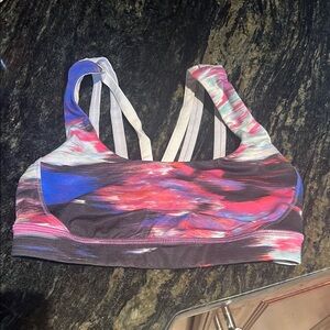 lululemon athletica Dynamic Blue and Red Sports Bra